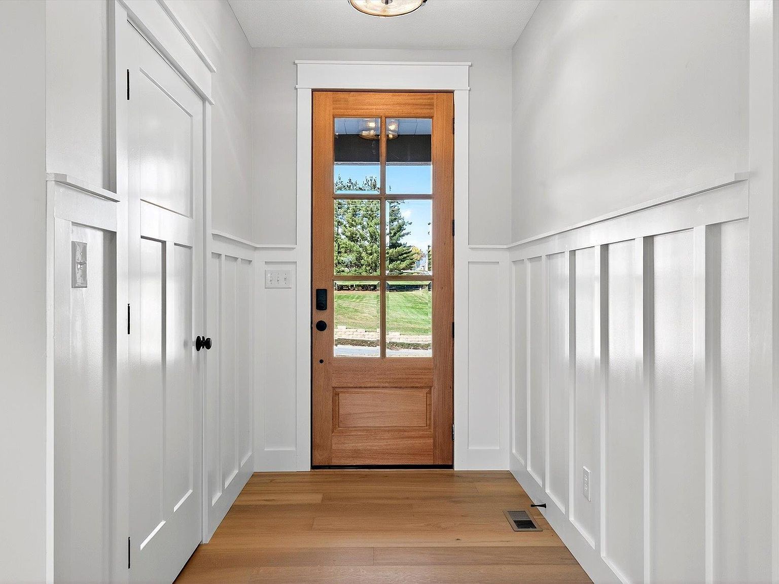 724 E Crestline Dr Bloomington, IN 47401 - Thumbnail 3