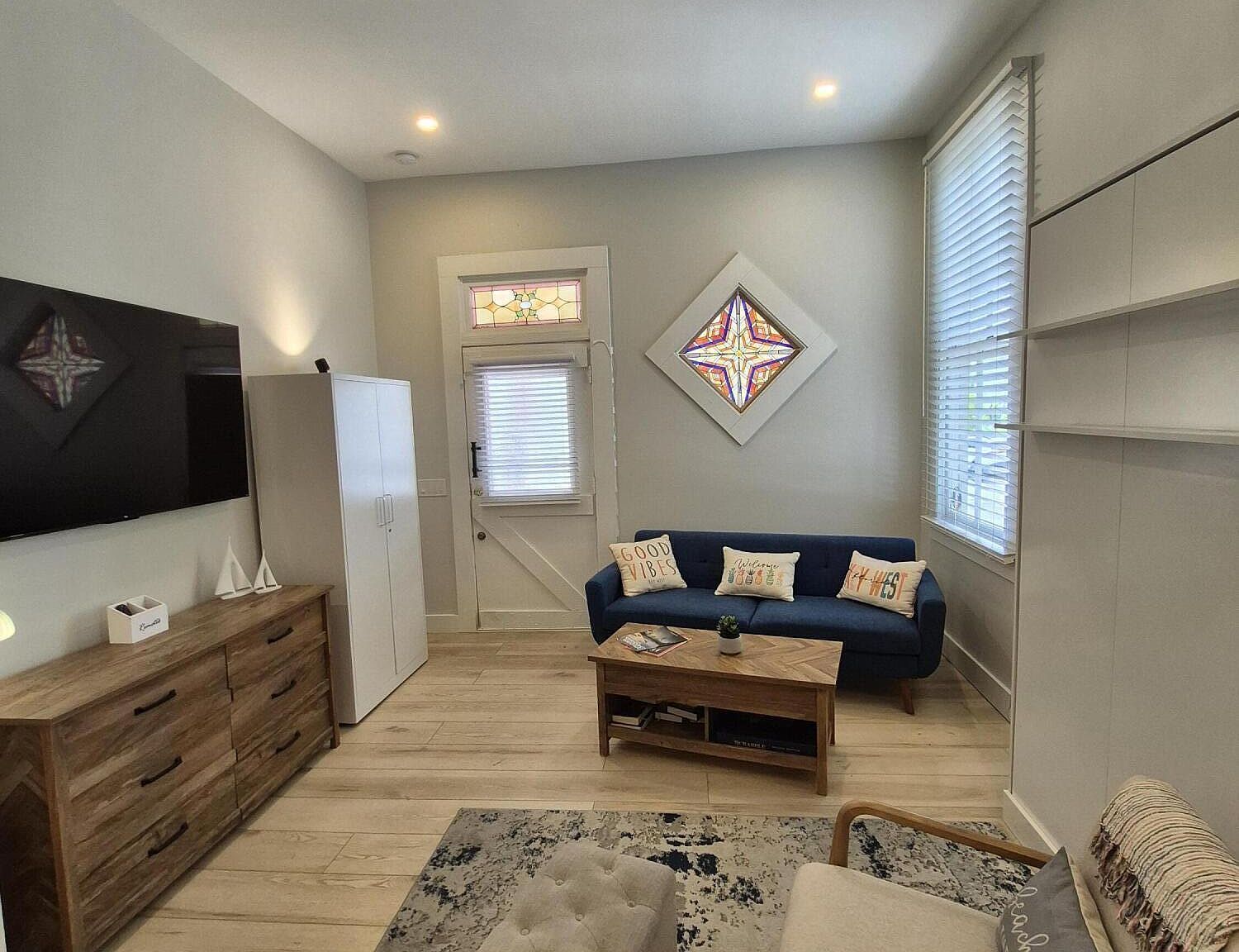 1220 Newton St APT 1 Key West, FL 33040 - Thumbnail 3