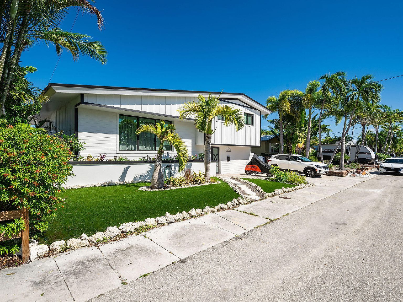 16 Azalea Dr Key West, FL 33040 - Thumbnail 3