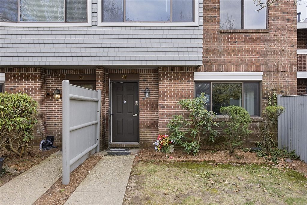 82 Bailey St #82 Stoughton, MA 02072 - Thumbnail 3