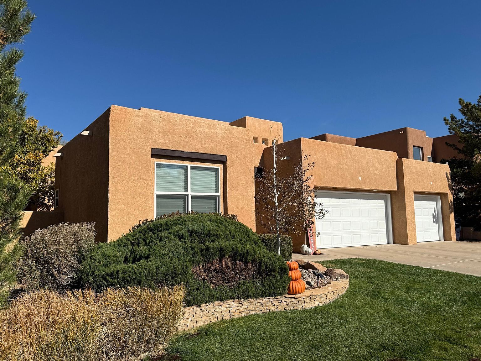 9101 Santa Lucia Ave NE Albuquerque, NM 87122 - Thumbnail 3