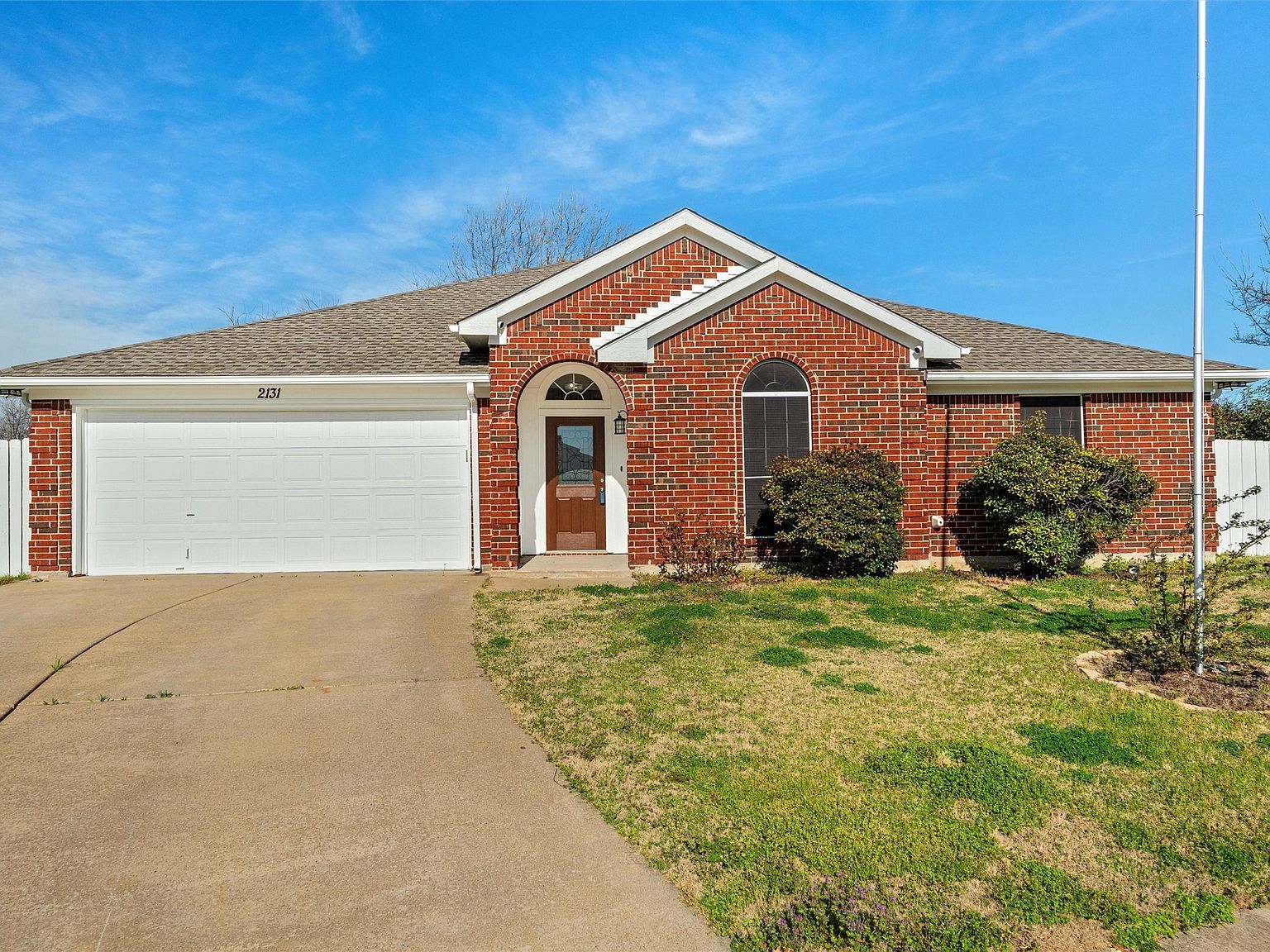 2131 Post Wood Ln Arlington, TX 76018 - Thumbnail 3