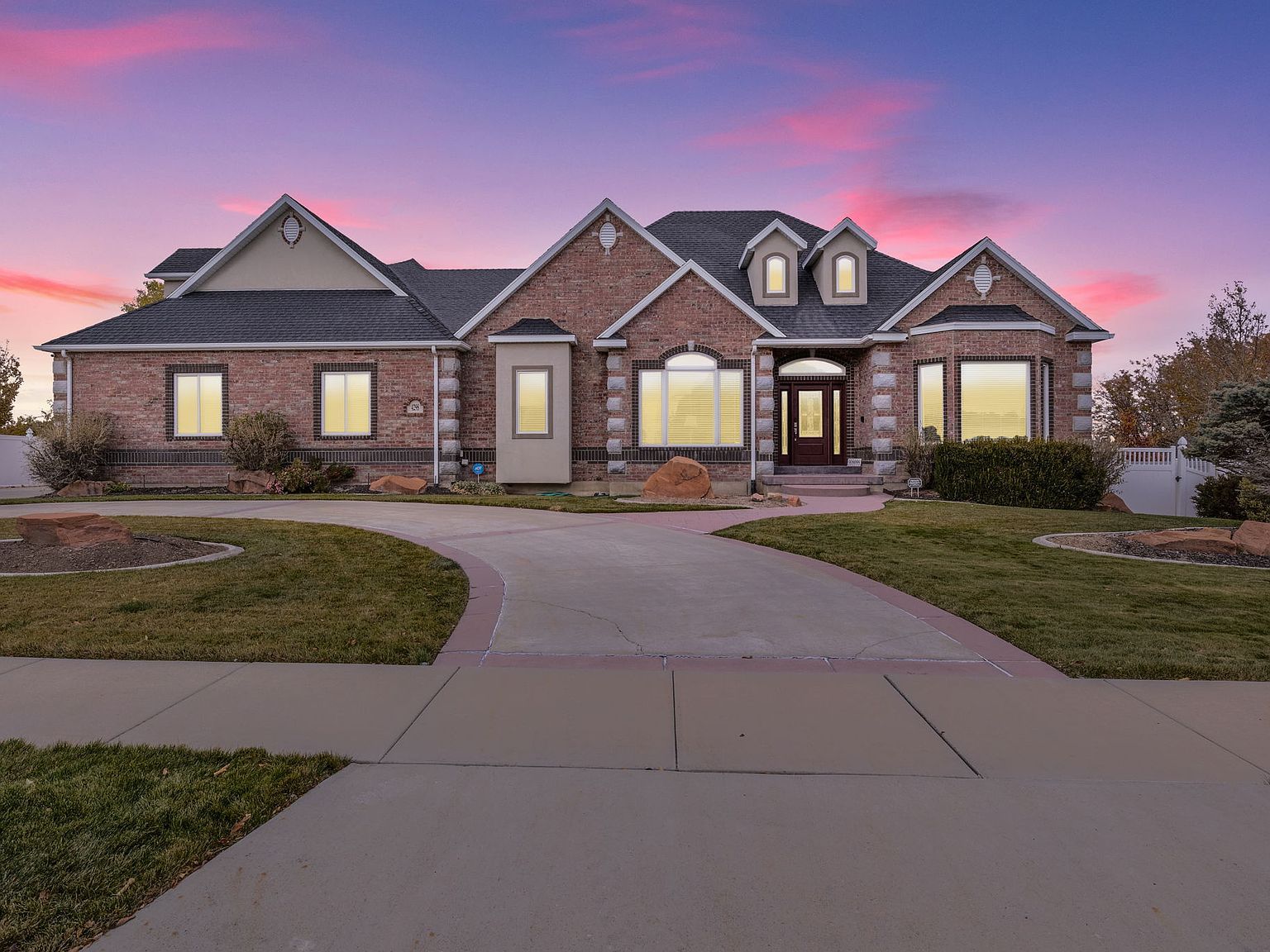 4298 W Swensen Farm Dr S Herriman, UT 84096 - Thumbnail 3