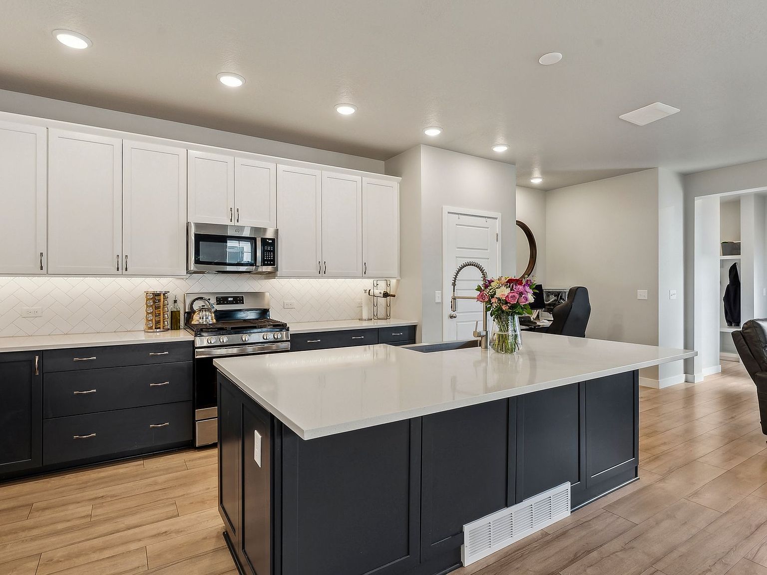 11619 S Silver Pond Dr W South Jordan, UT 84009 - Thumbnail 3