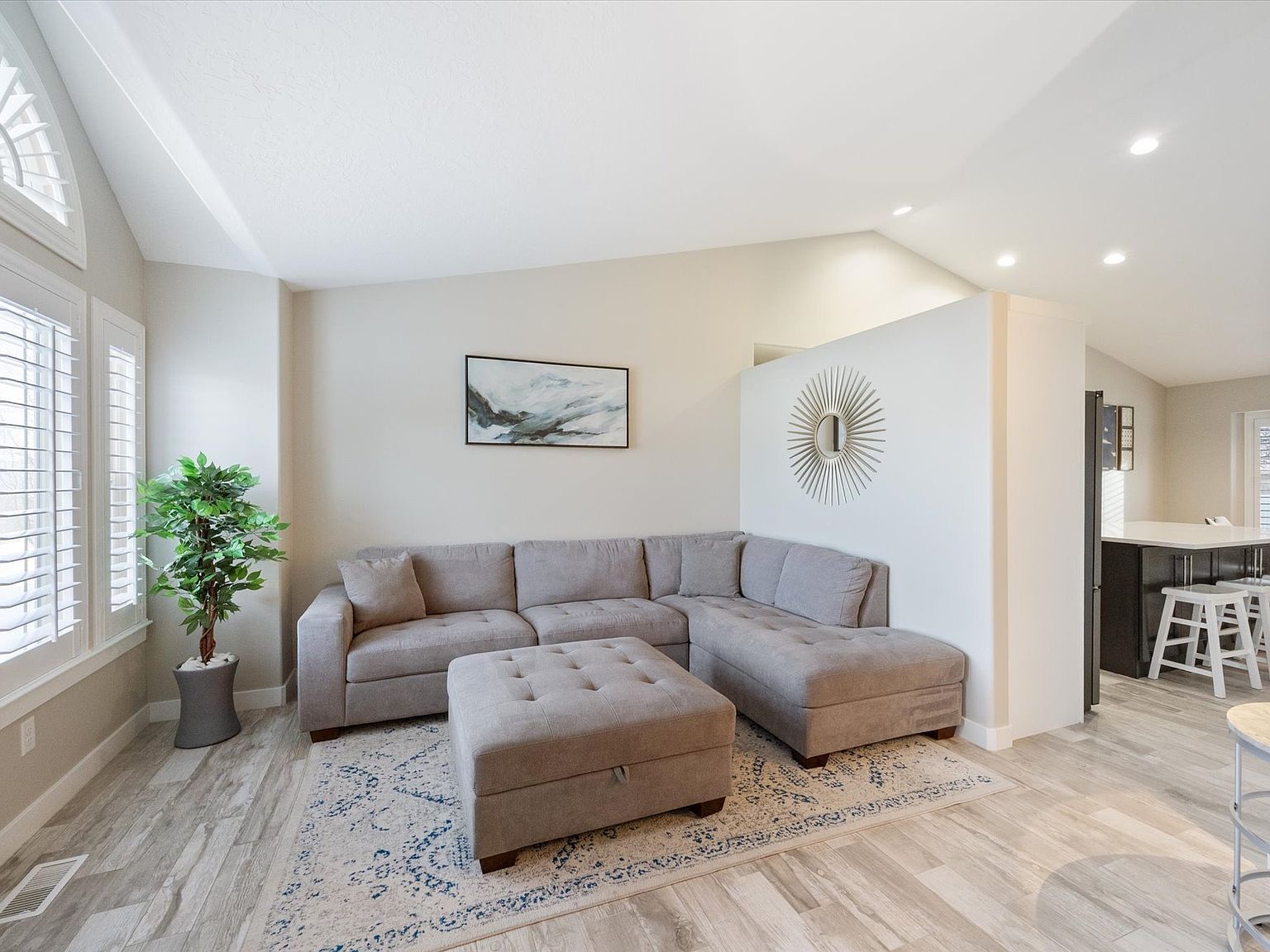 5751 Early Dawn Dr West Jordan, UT 84081 - Thumbnail 3