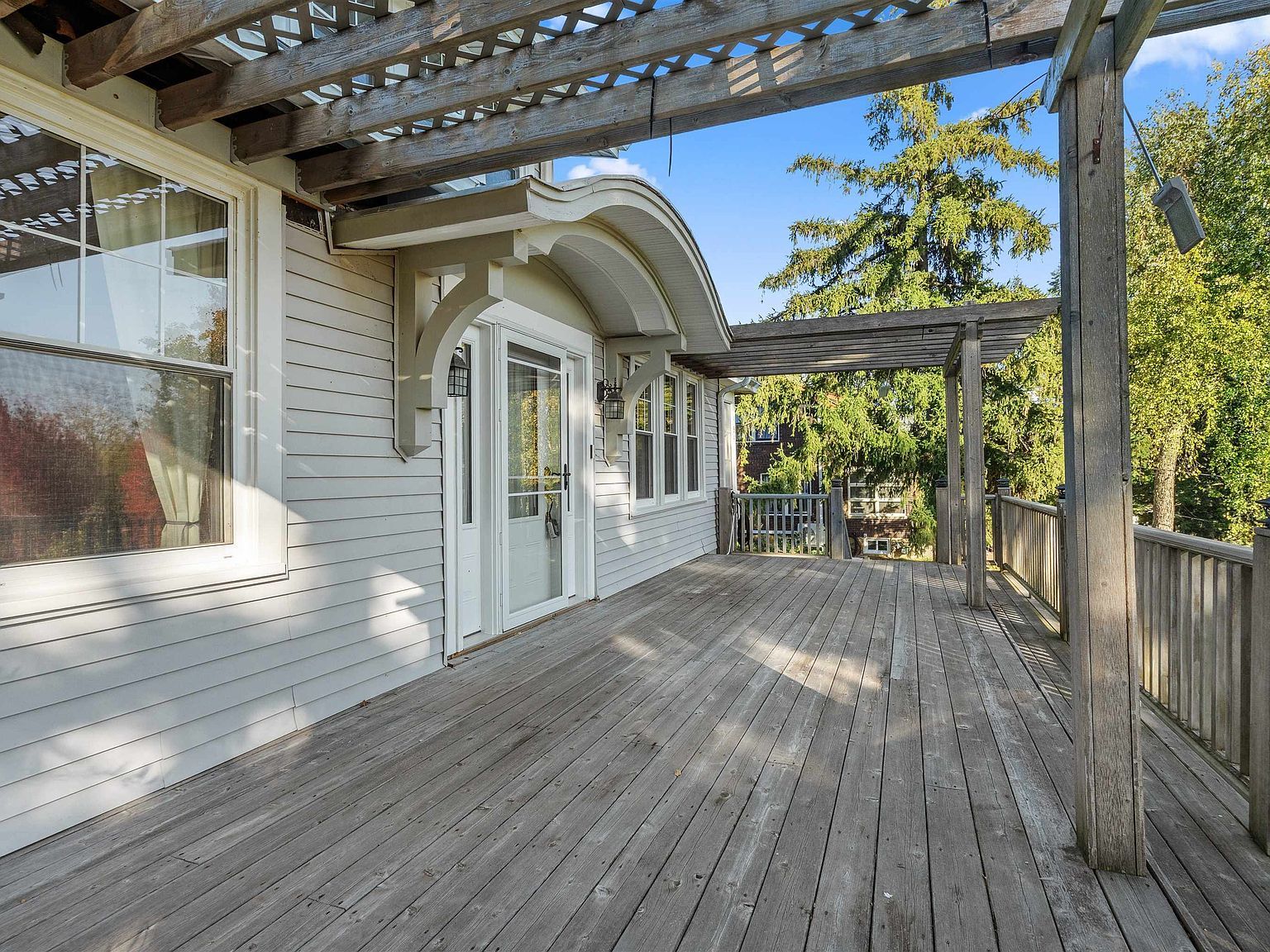 959 Clarke Dr Dubuque, IA 52001 - Thumbnail 3