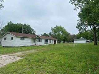 142 N 15th St Fredonia, KS 66736 - Thumbnail 3