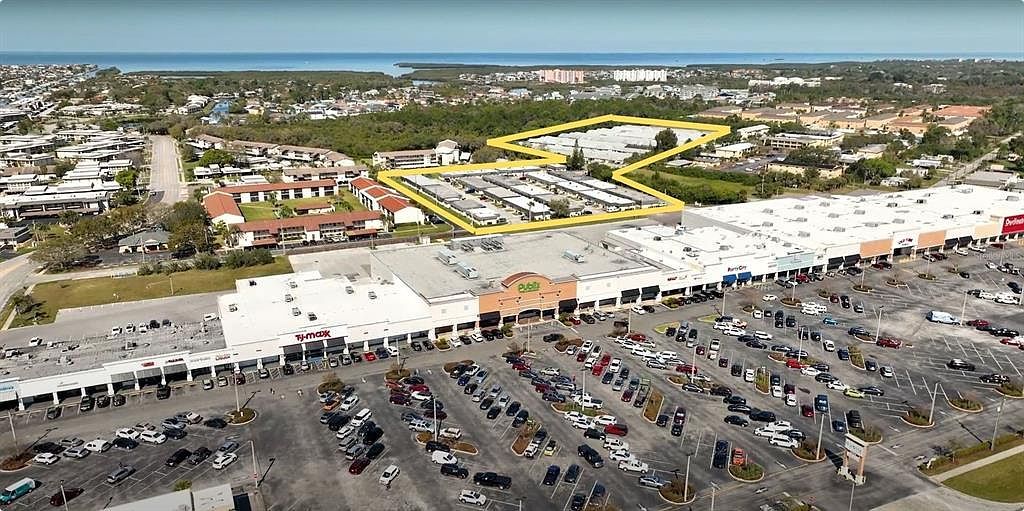 (undisclosed Address) New Pt Richey, FL 34652 - Thumbnail 3