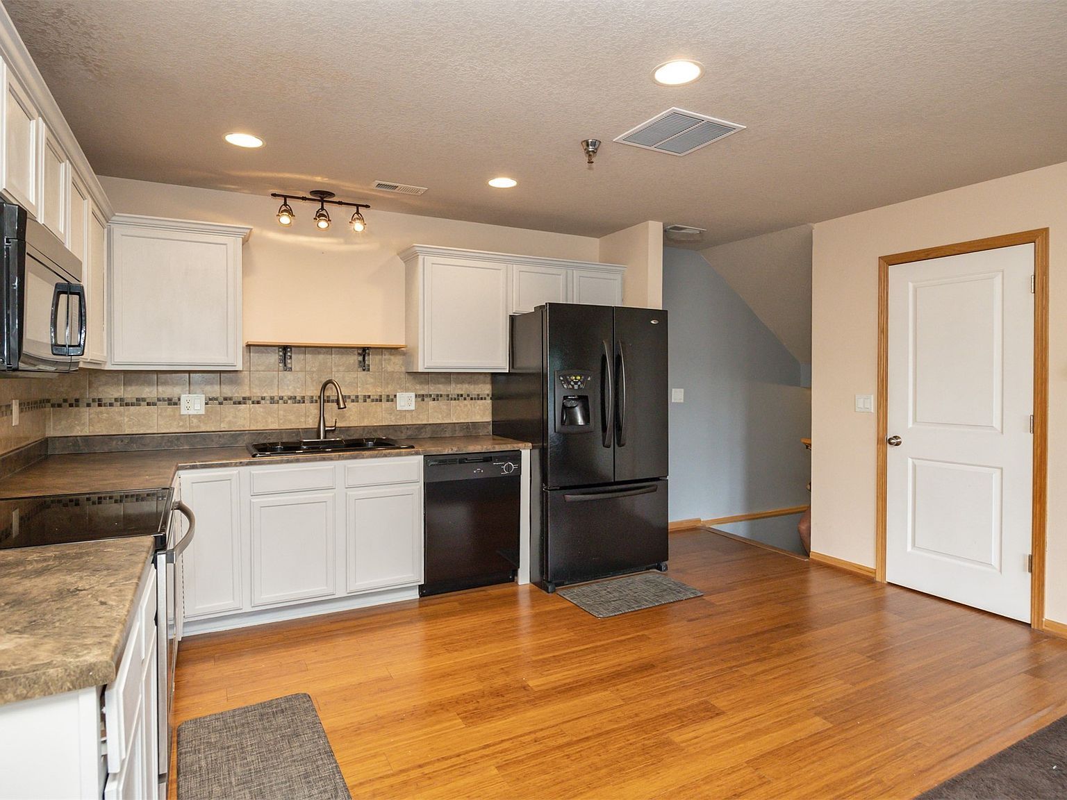 2150 NE 18th St UNIT 112 Grimes, IA 50111 - Thumbnail 3