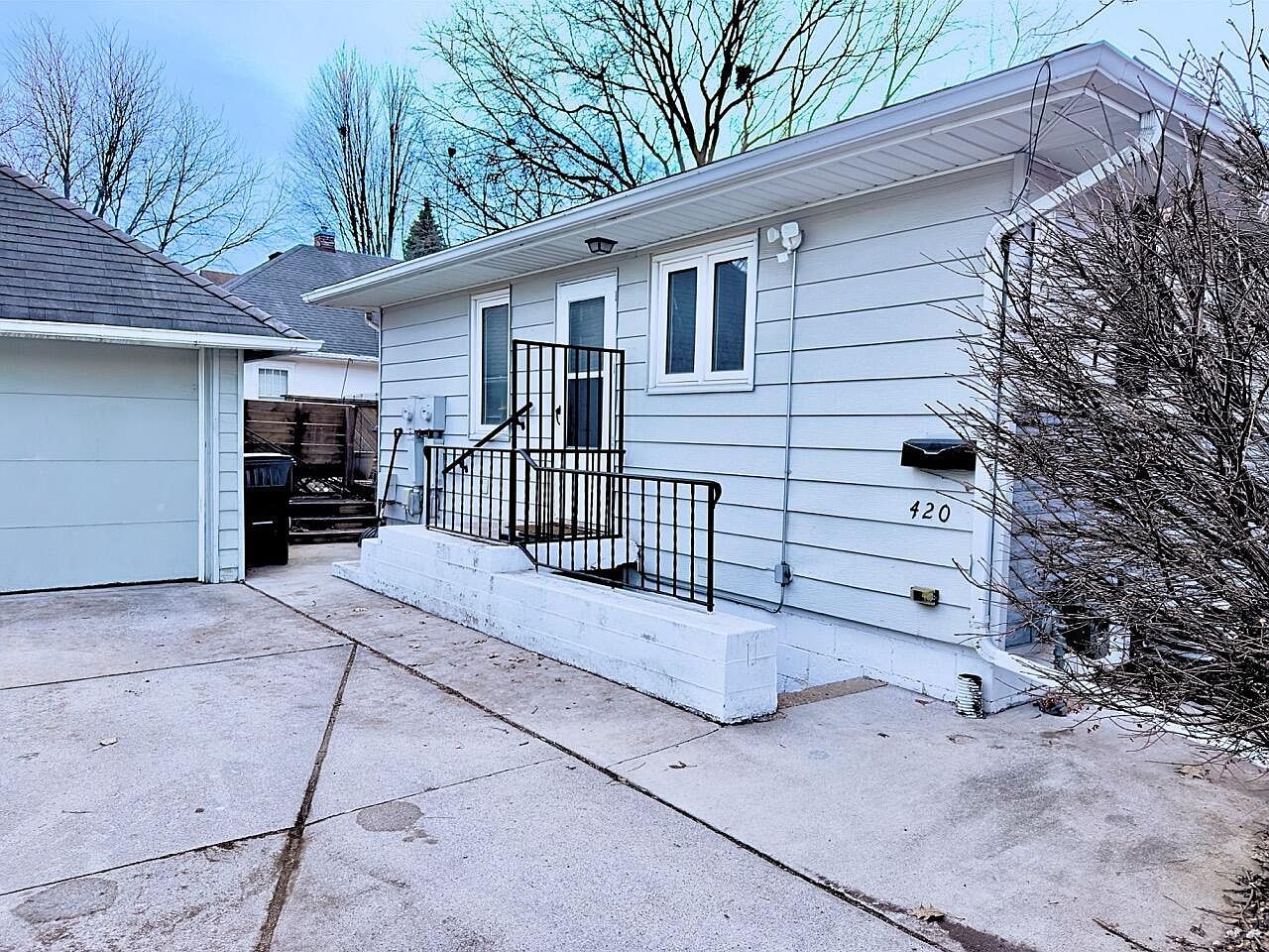 420/422 E 13th St Ames, IA 50010 - Thumbnail 3