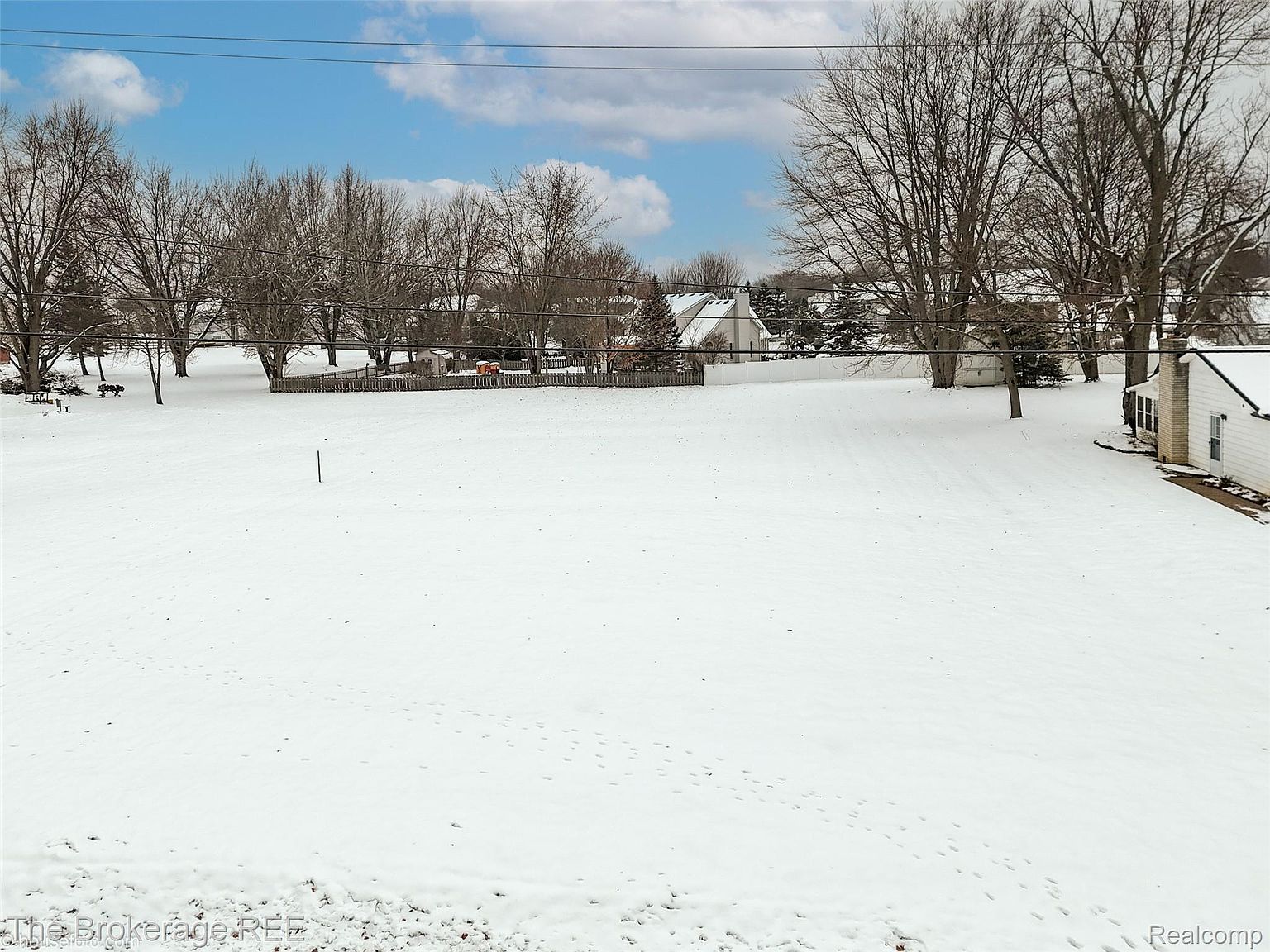 S Genesee Rd Grand Blanc, MI 48439 - Thumbnail 3