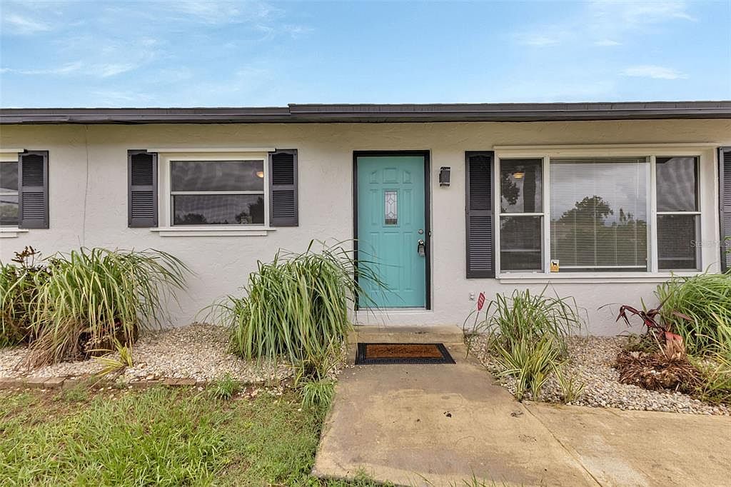 184 Garden Ave NW Port Charlotte, FL 33952 - Thumbnail 3