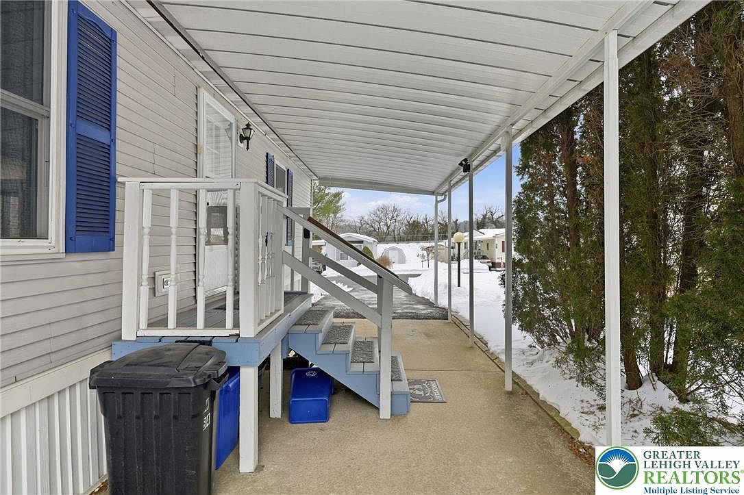 84 Linda Dr Walnutport, PA 18088 - Thumbnail 3