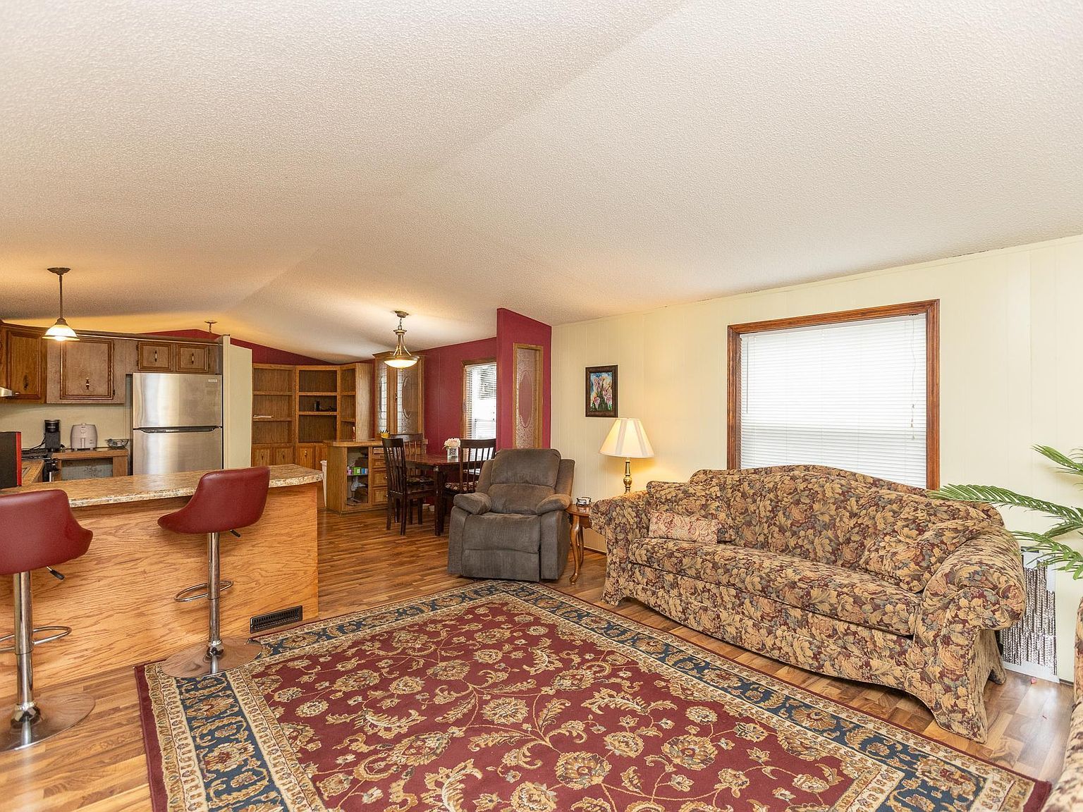 301 Louva Dr Mankato, MN 56001 - Thumbnail 3