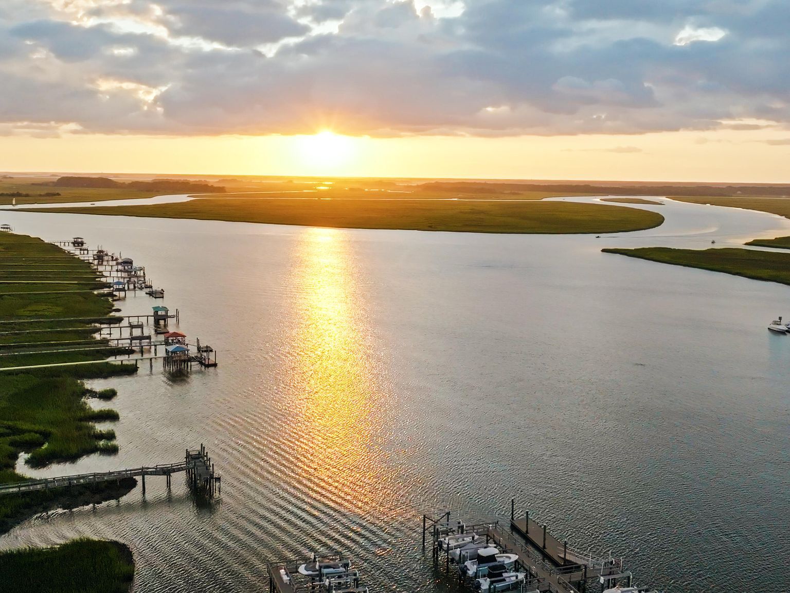 107 2nd St Folly Beach, SC 29439 - Thumbnail 3
