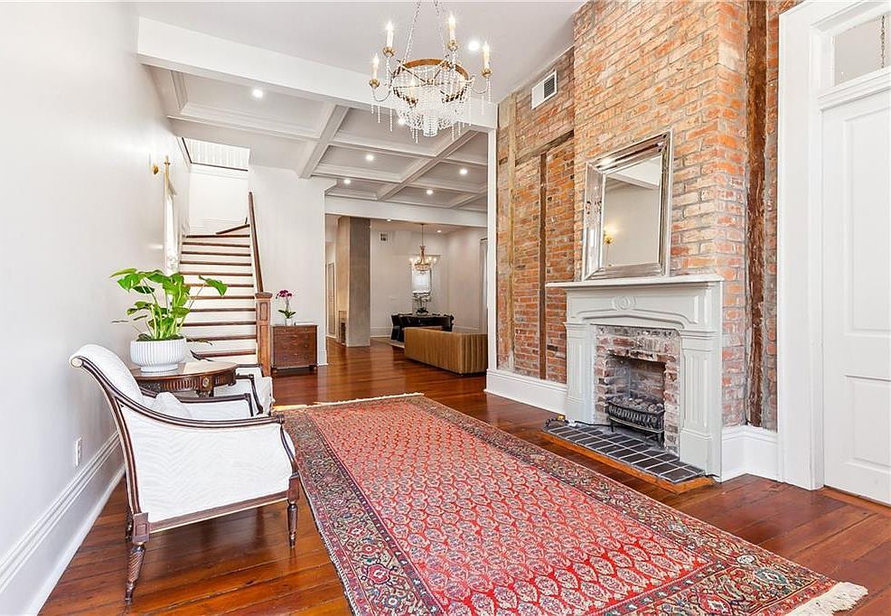 520 Burgundy St New Orleans, LA 70112 - Thumbnail 3