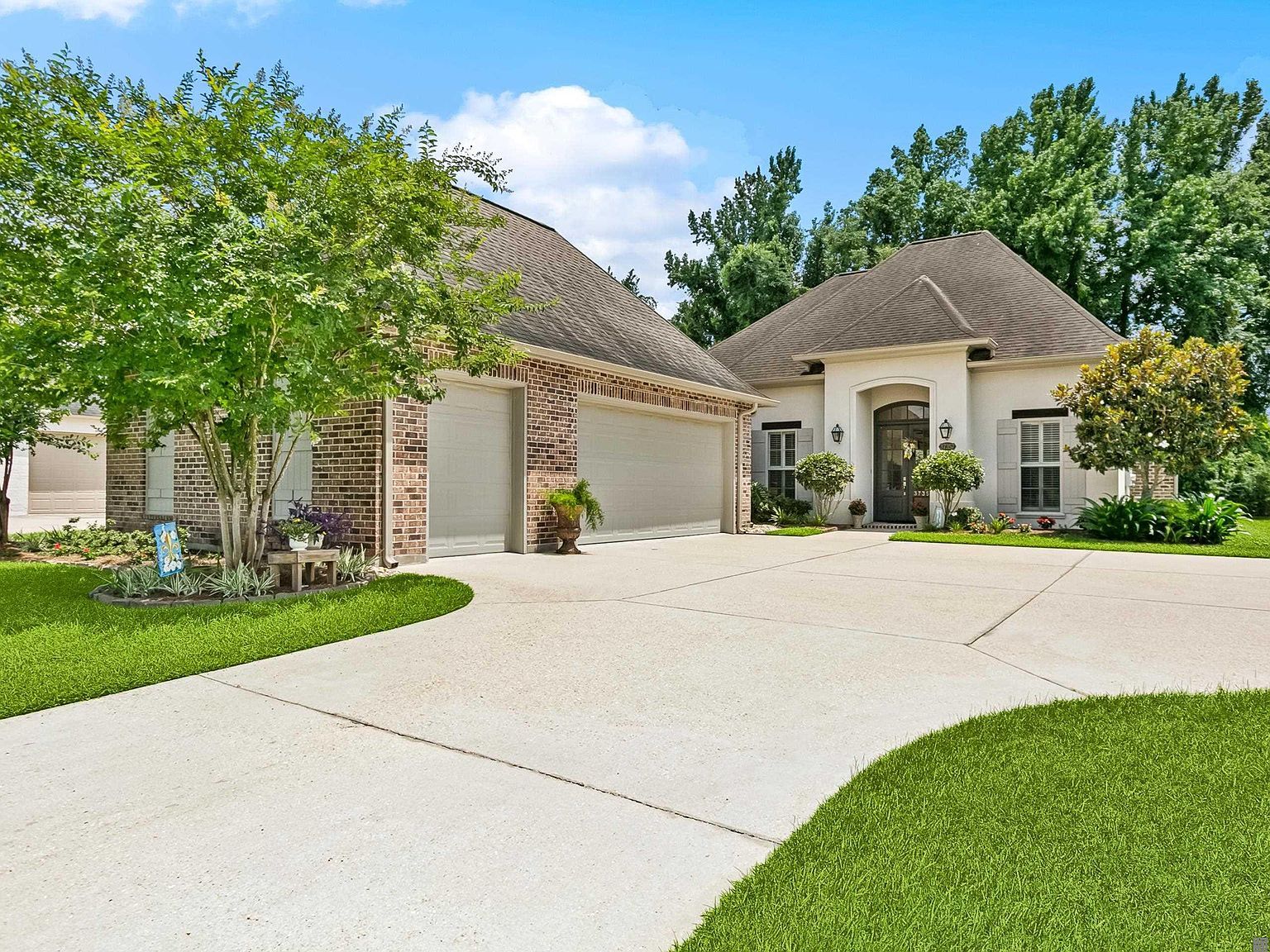 37357 Whispering Hollow Ave Prairieville, LA 70769 - Thumbnail 3
