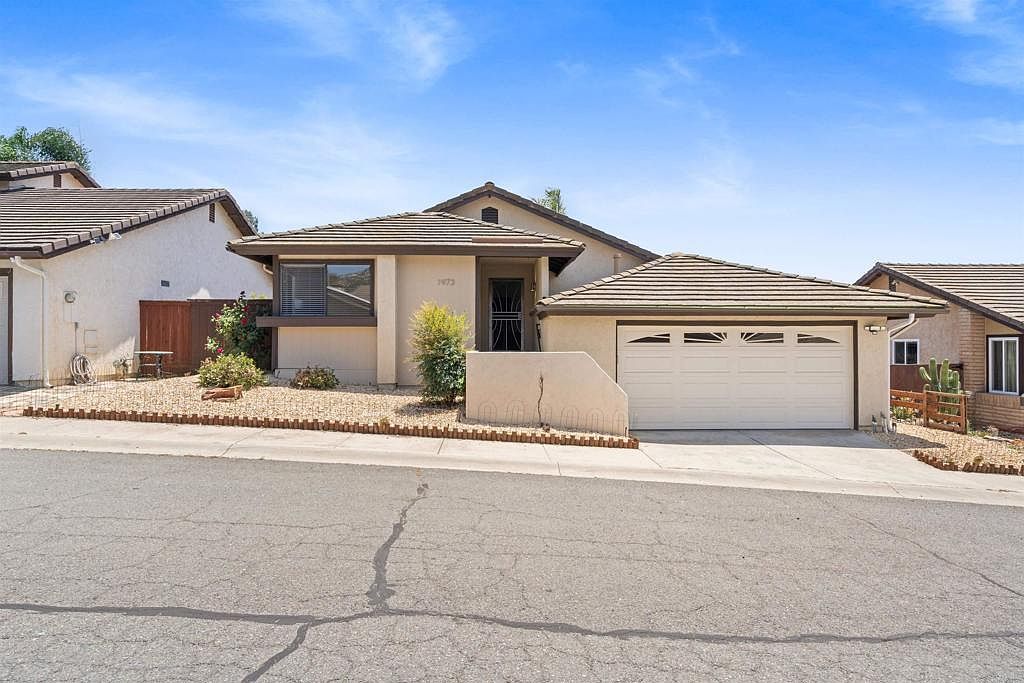 1973 Buckskin Gln Escondido, CA 92027 - Thumbnail 3