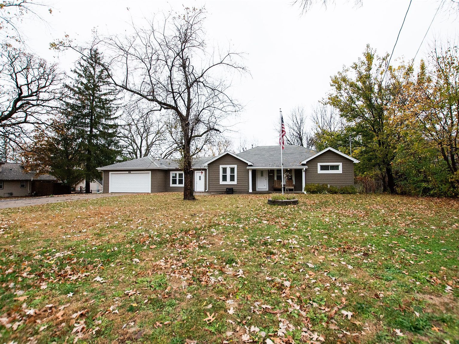 1600 Evergreen Ave Des Moines, IA 50320 - Thumbnail 3