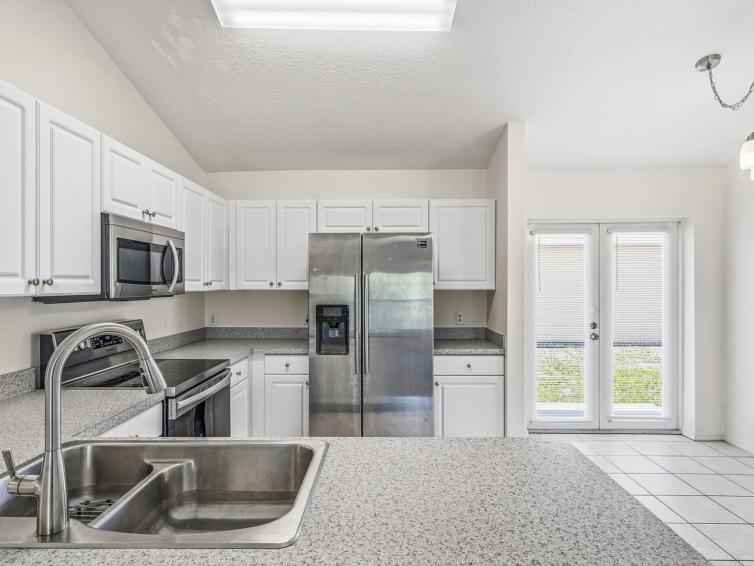 204 14th St SW #1 Vero Beach, FL 32962 - Thumbnail 3