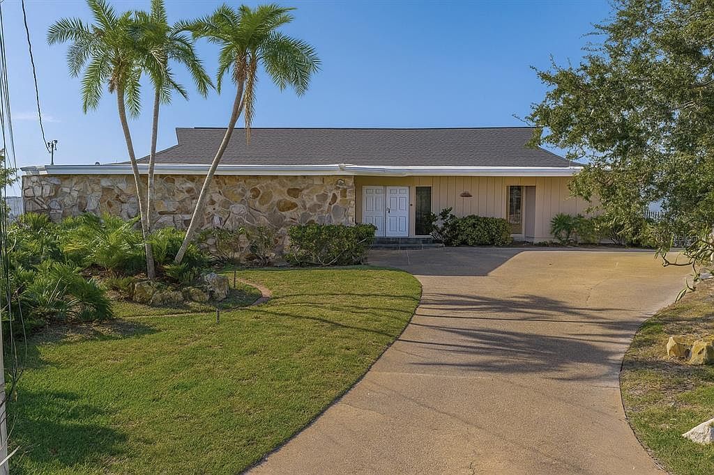 2970 68th Ave S Saint Petersburg, FL 33712 - Thumbnail 3