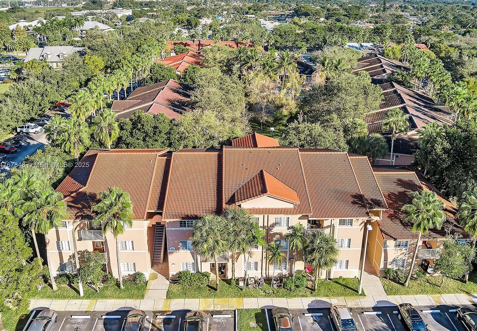 3241 Sabal Palm Mnr APT 301 Davie, FL 33024 - Thumbnail 3