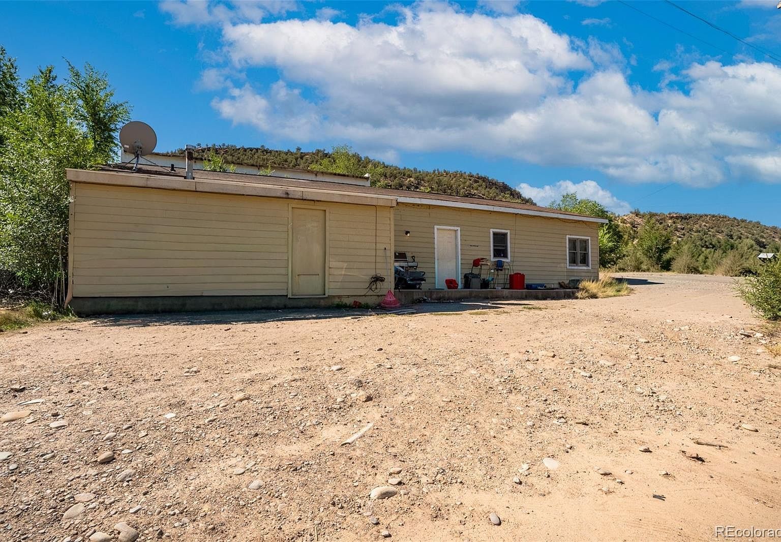 106 W 3rd Ave Naturita, CO 81422 - Thumbnail 3