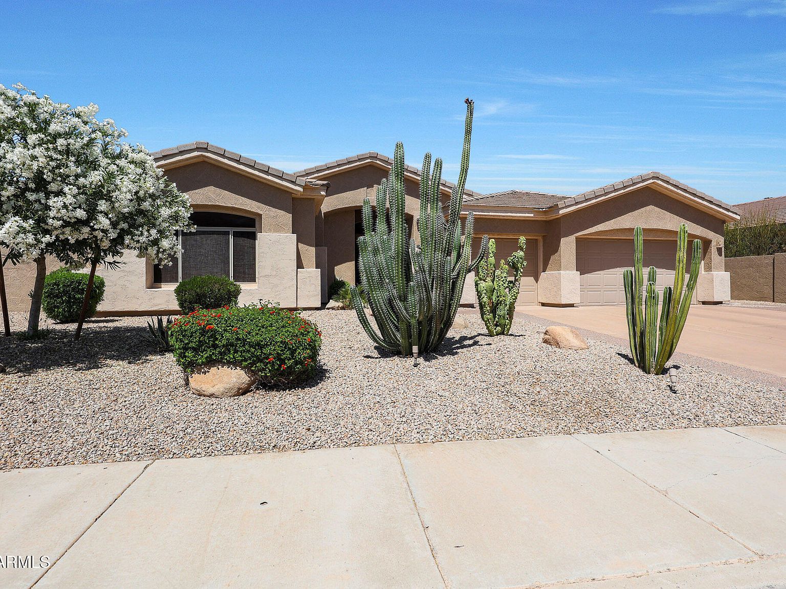 13458 W Coronado Rd Goodyear, AZ 85395 - Thumbnail 3