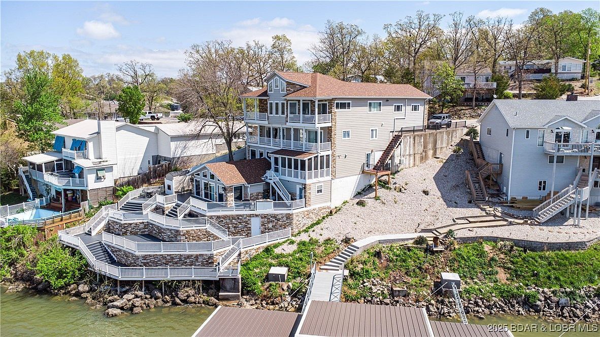 4956 Shorewood Dr Osage Beach, MO 65065 - Thumbnail 3