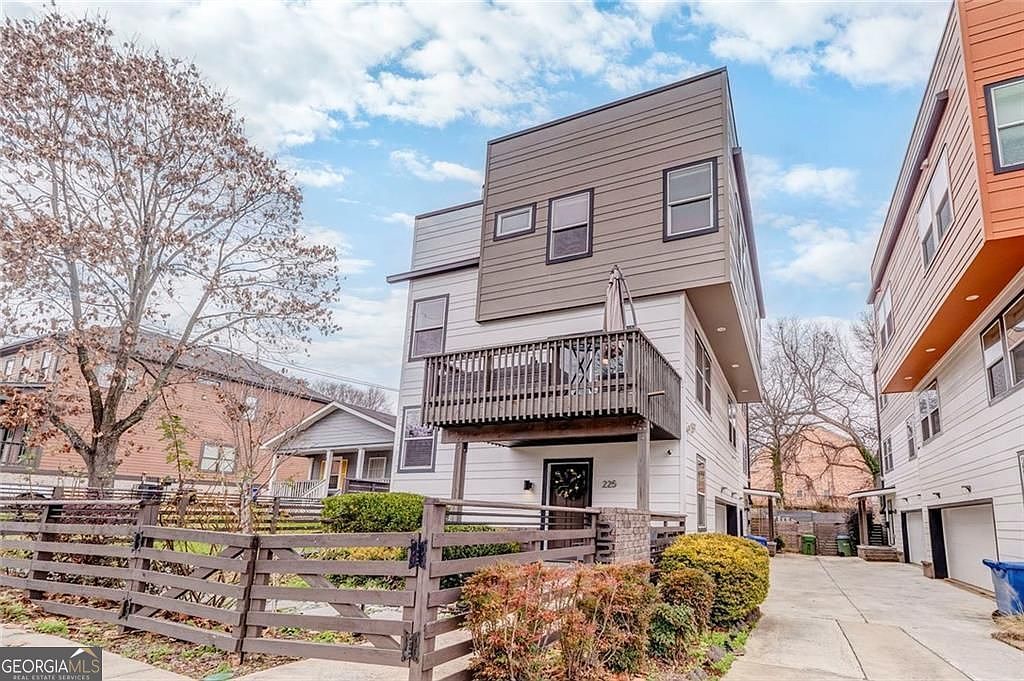 225 Crumley St SW Atlanta, GA 30312 - Thumbnail 3
