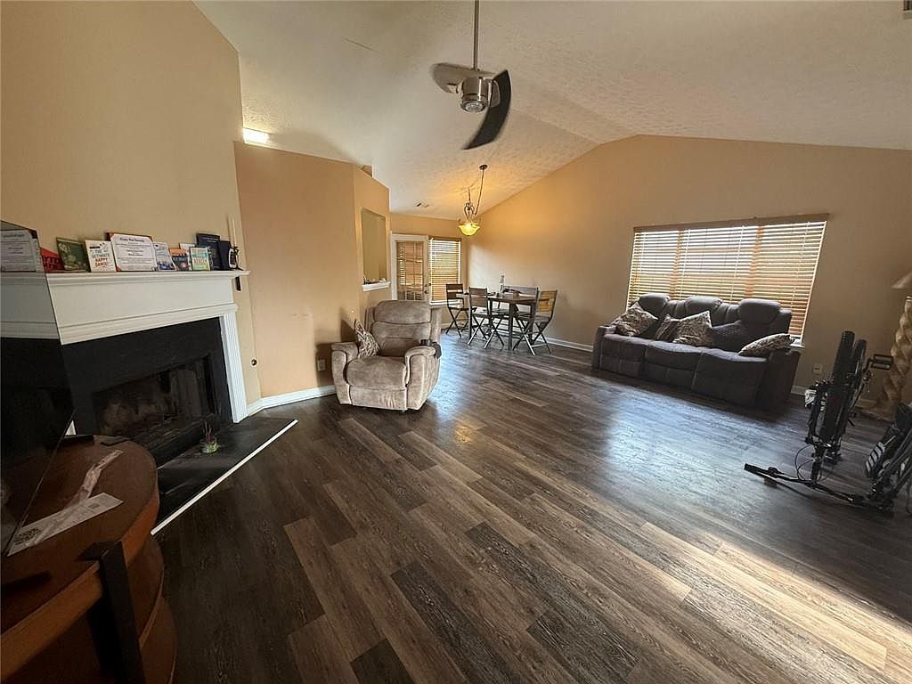 10600 Pine Forest Ln Jonesboro, GA 30238 - Thumbnail 3