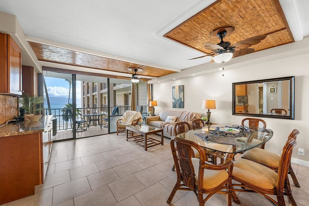 4327 Lower Honoapiilani Rd APT 403 Lahaina, HI 96761 - Thumbnail 3