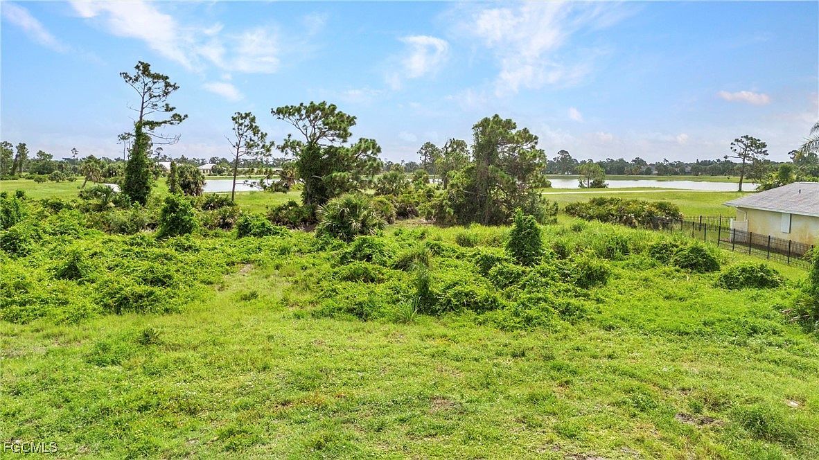 22 Or 24 Sportsman Pl Rotonda West, FL 33947 - Thumbnail 3