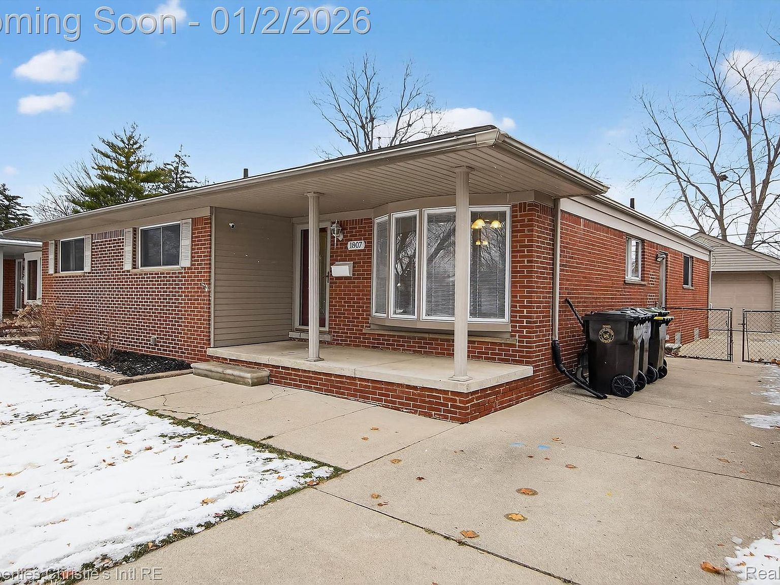 1807 Churchill Ave Trenton, MI 48183 - Thumbnail 3