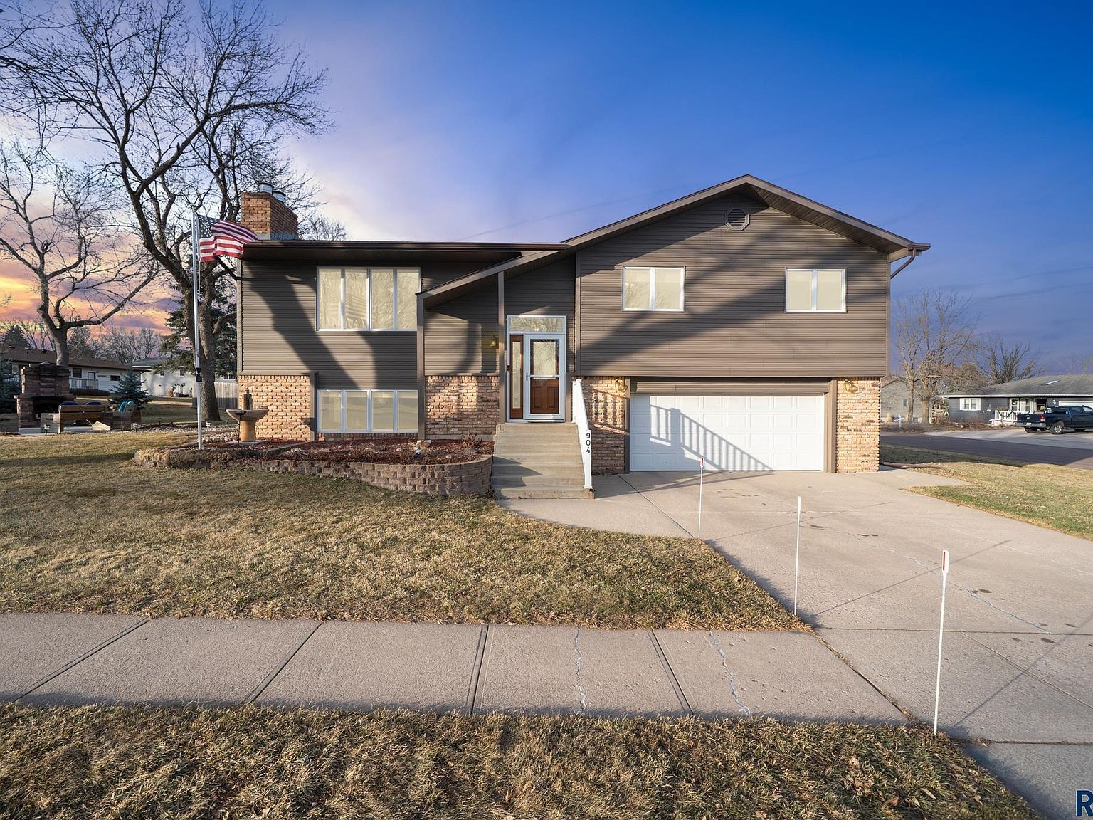 904 E 11th St Dell Rapids, SD 57022 - Thumbnail 3