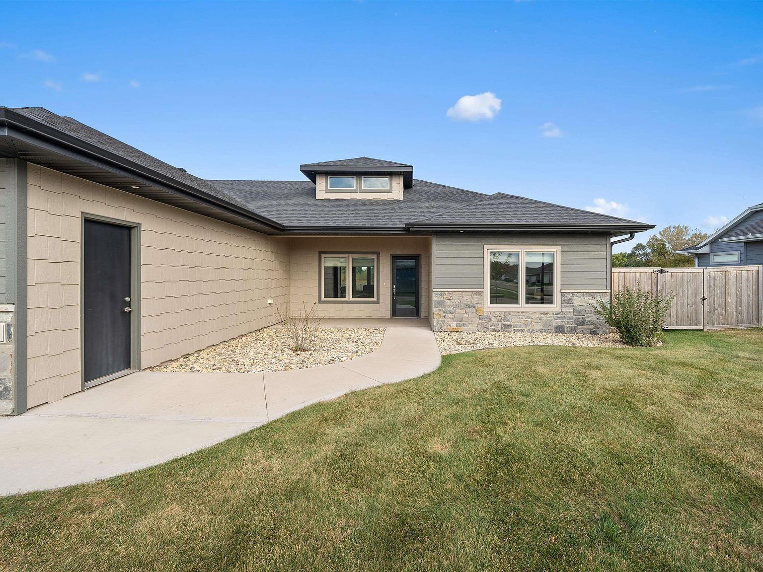 508 S Sunshine Ave Brandon, SD 57005 - Thumbnail 3