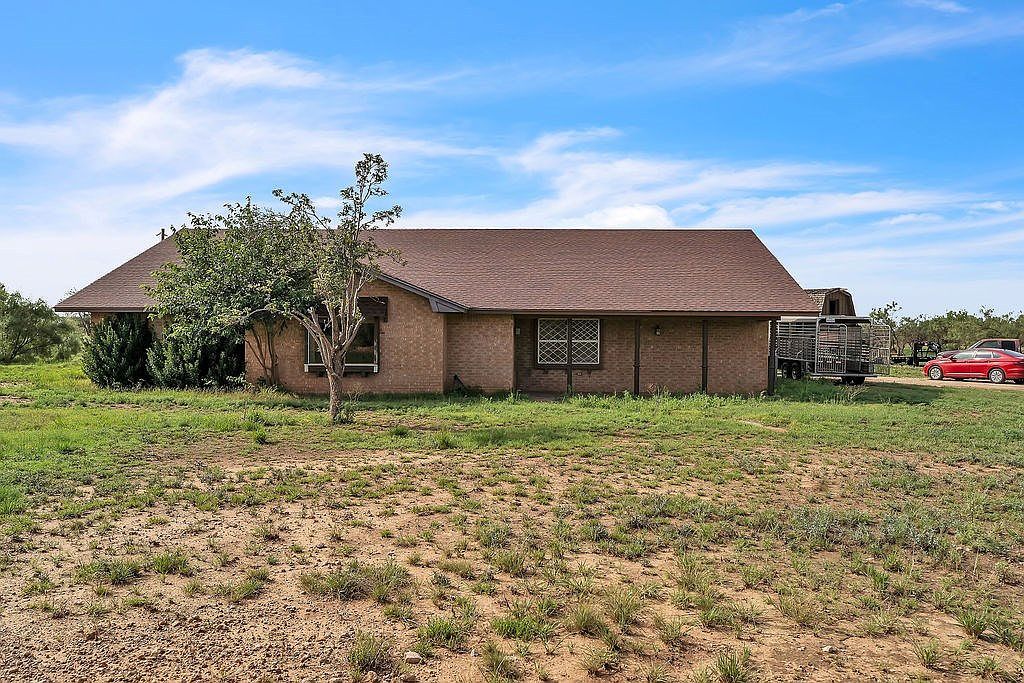 11800 E County Road 24 Coahoma, TX 79511 - Thumbnail 3