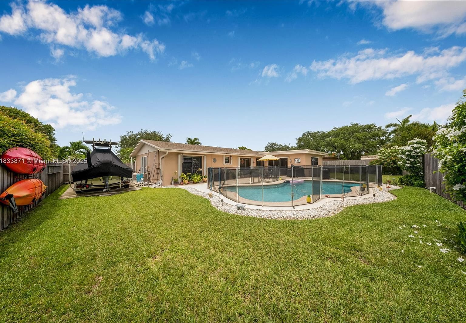 11193 SW 113th Ter Miami, FL 33176 - Thumbnail 3