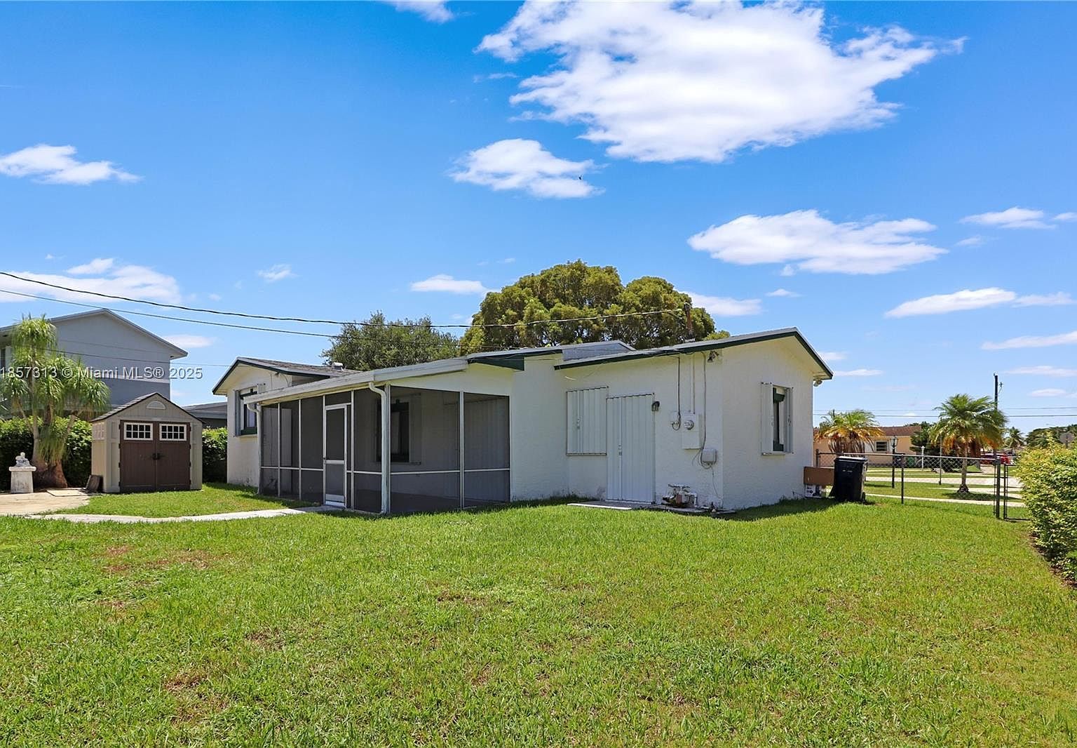 12281 SW 191st Ter Miami, FL 33177 - Thumbnail 3