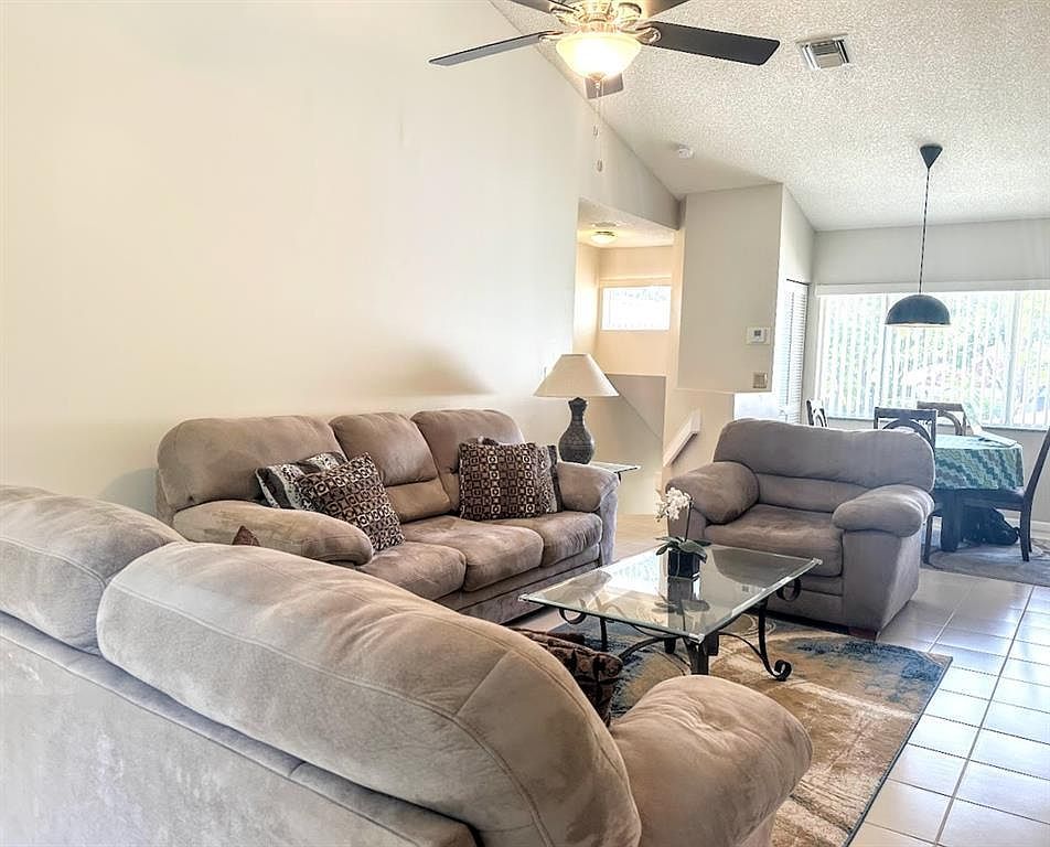 9202 NW 9th Ct #9202 Fort Lauderdale, FL 33324 - Thumbnail 3