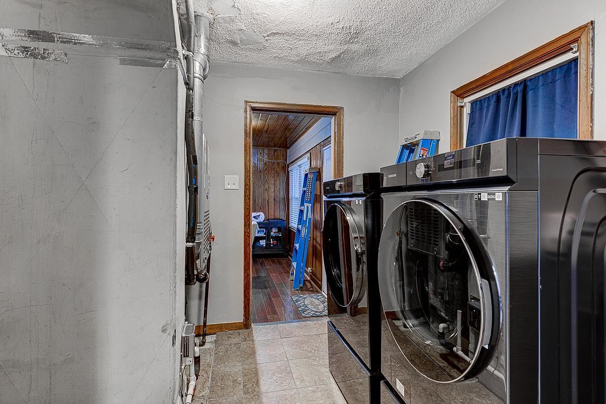 1265 S Highland St Memphis, TN 38111 - Thumbnail 3