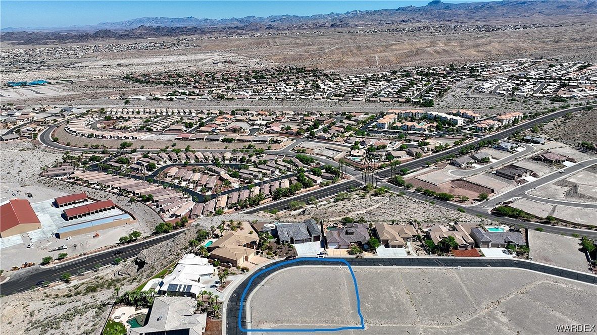 2704 Highview Dr Bullhead City, AZ 86429 - Thumbnail 3