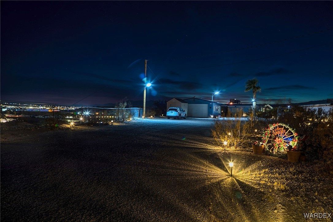 2440 5th St Bullhead City, AZ 86429 - Thumbnail 3