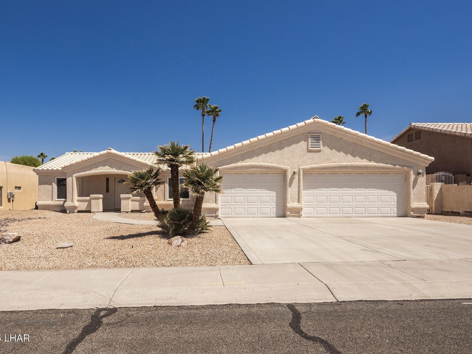 2339 Buckingham Blvd Lake Havasu City, AZ 86404 - Thumbnail 3