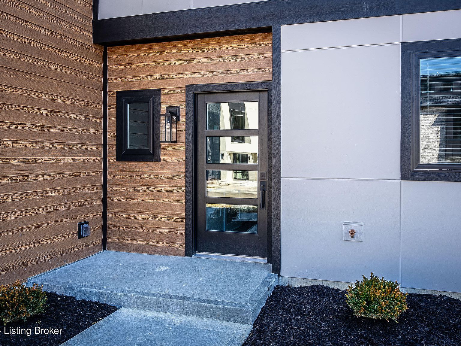 100 W 14th St #B Newport, KY 41071 - Thumbnail 3