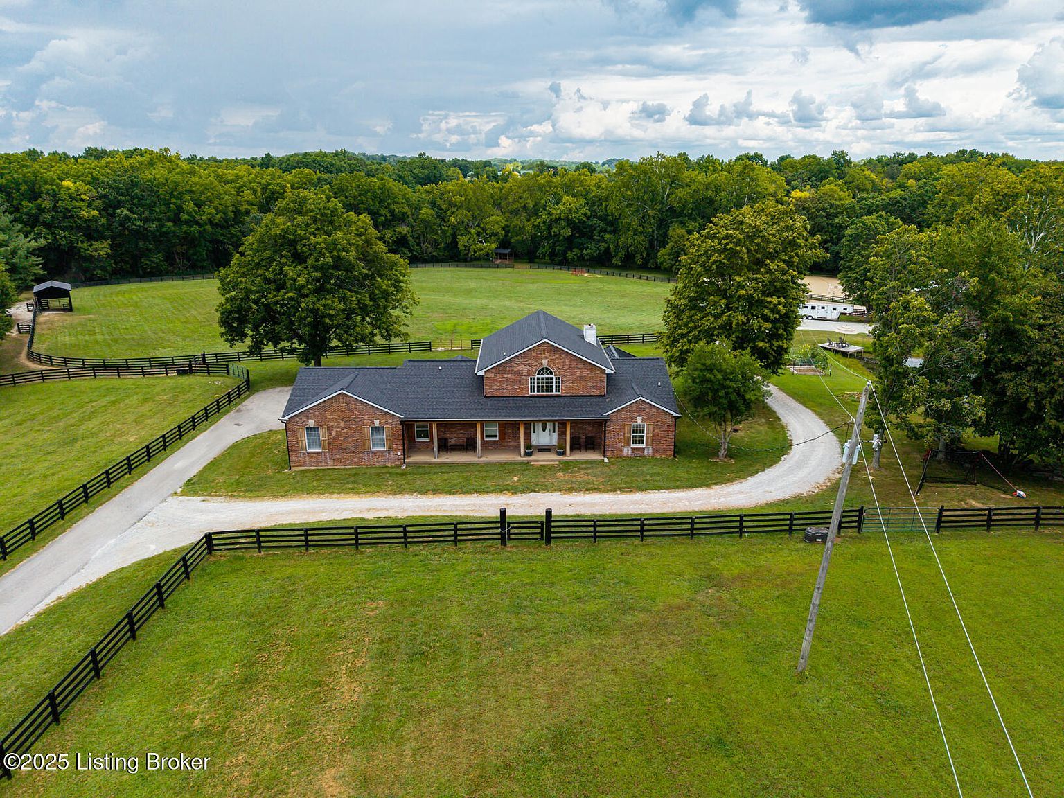 1701 Acorn Ln La Grange, KY 40031 - Thumbnail 3