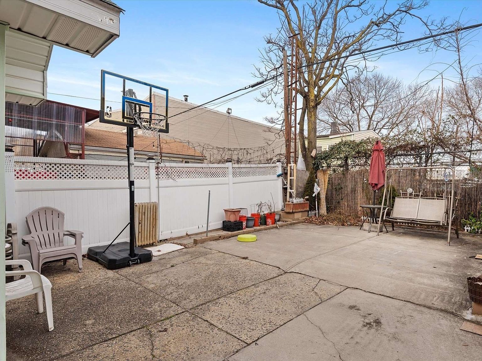 8753 129th St Jamaica, NY 11418 - Thumbnail 3