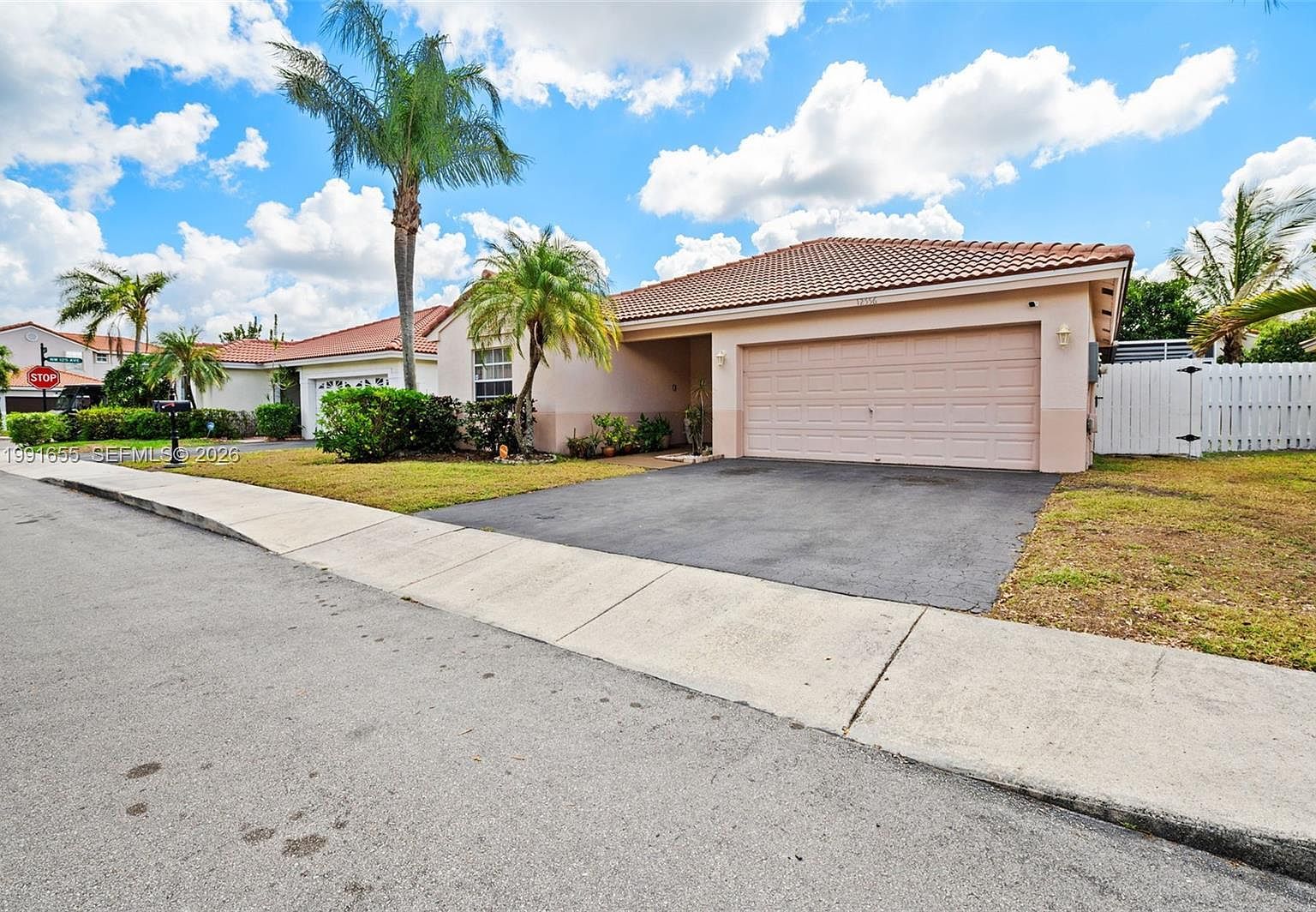 12556 NW 10th Pl Sunrise, FL 33323 - Thumbnail 3