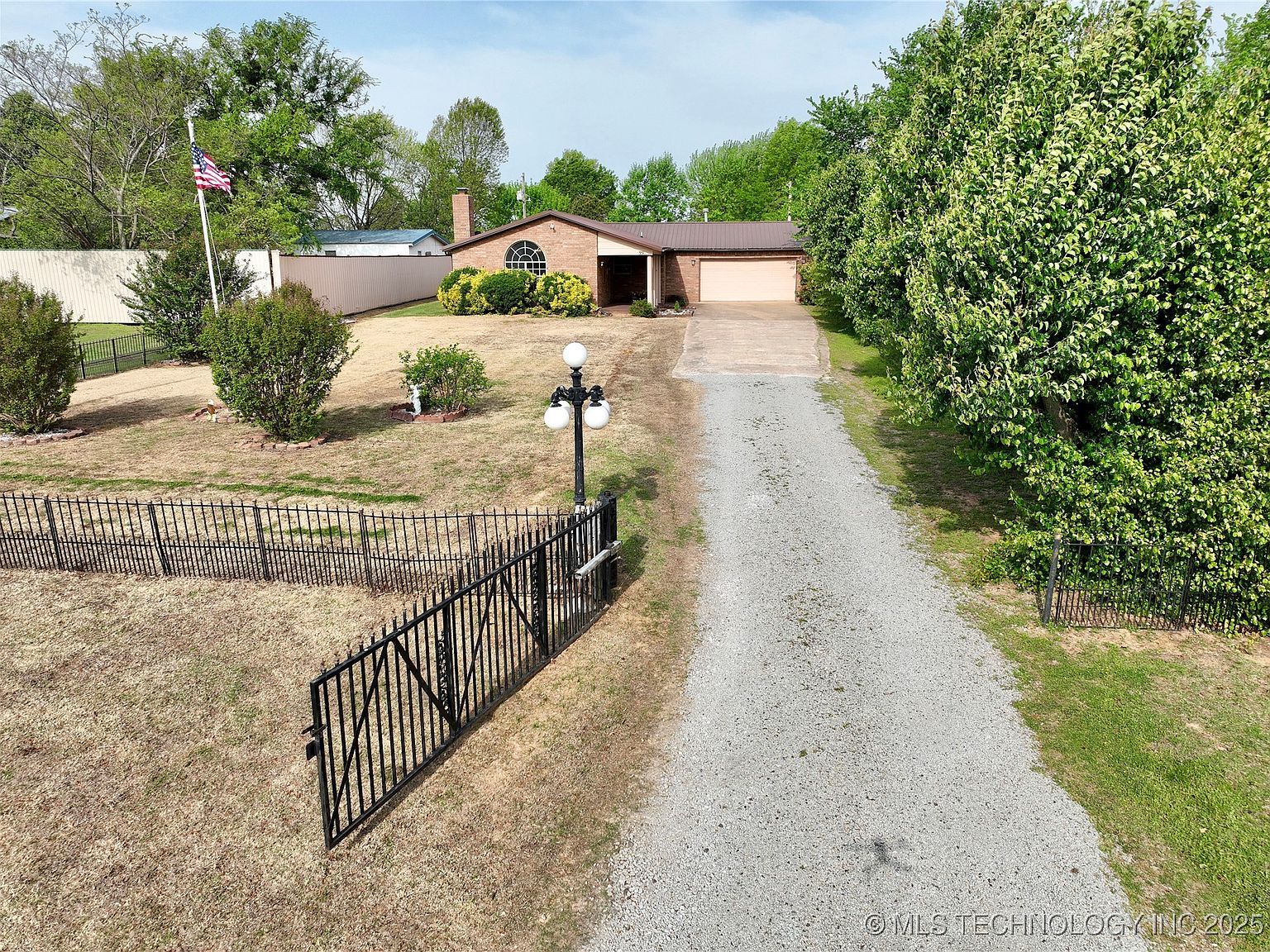 351 Hamilton Rd Eufaula, OK 74432 - Thumbnail 3