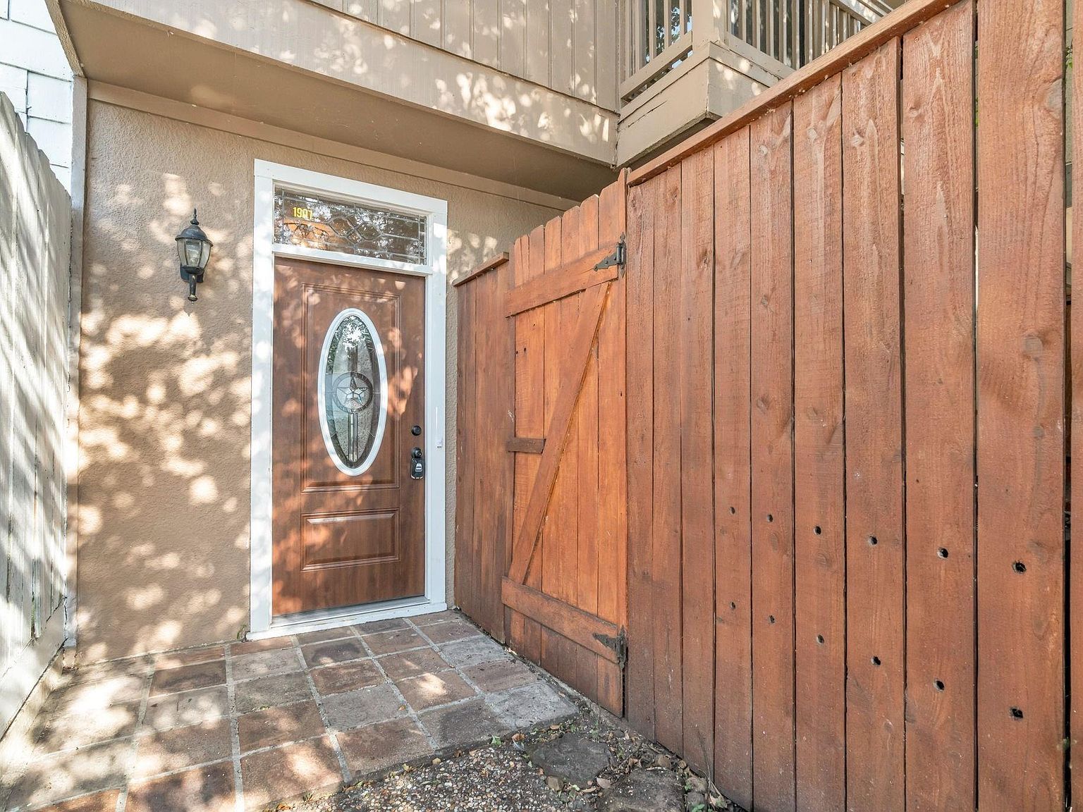 1907 Clipper Ct Willis, TX 77318 - Thumbnail 3